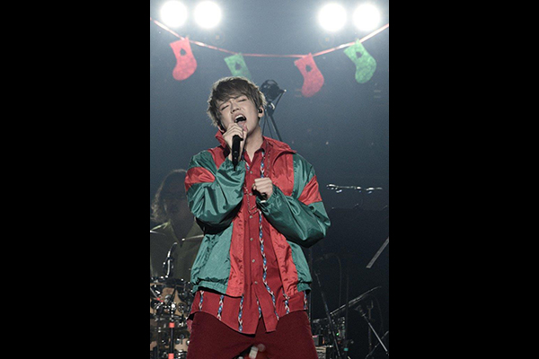 めいちゃんからのクリスマスプレゼント 新曲も披露したワンマンライブ6 サンタさんを捕まえよう ライブレポート Fanplus Music